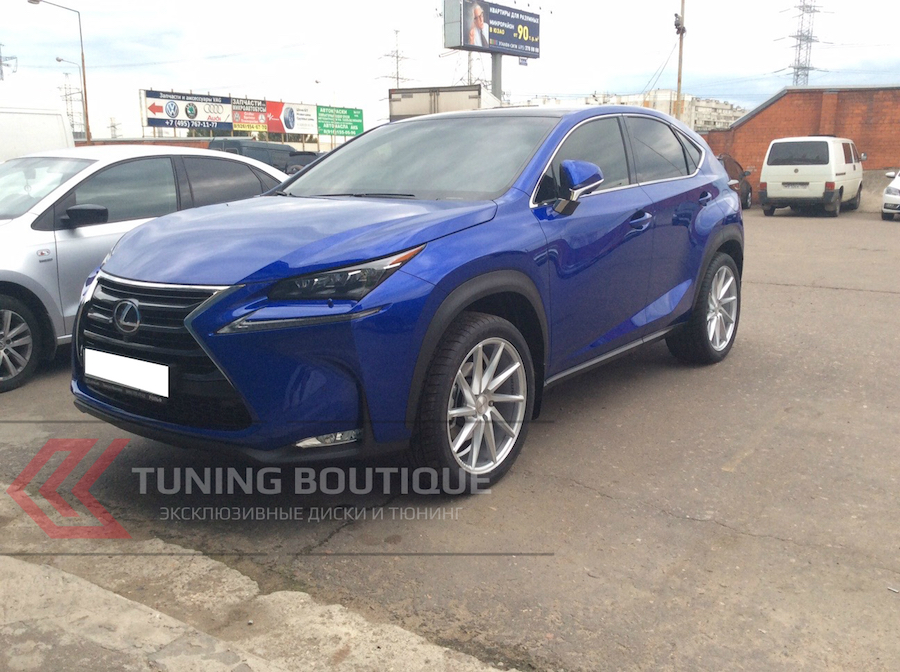 Lexus NX на 20" дисках Vossen CVT Silver Metallic фото 1